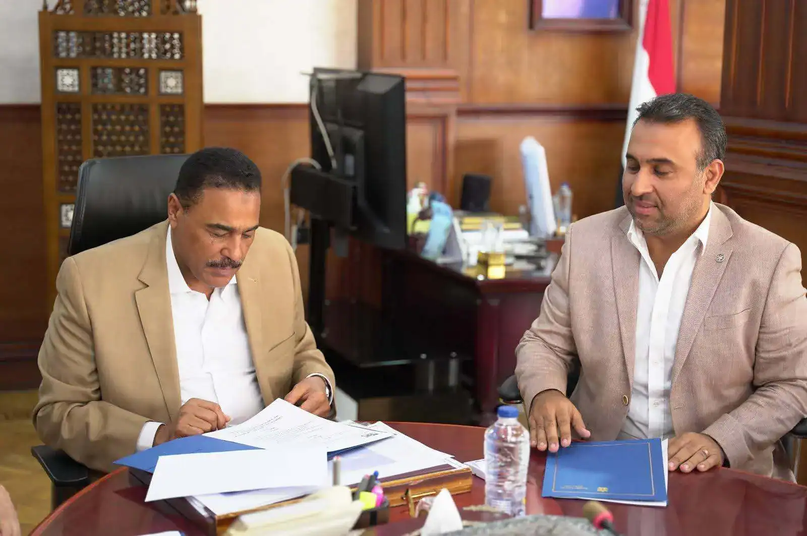 إتفاق تعاون لتسويق المنتجات الزراعية والصناعية التى تشتهر بها مطروح ،
