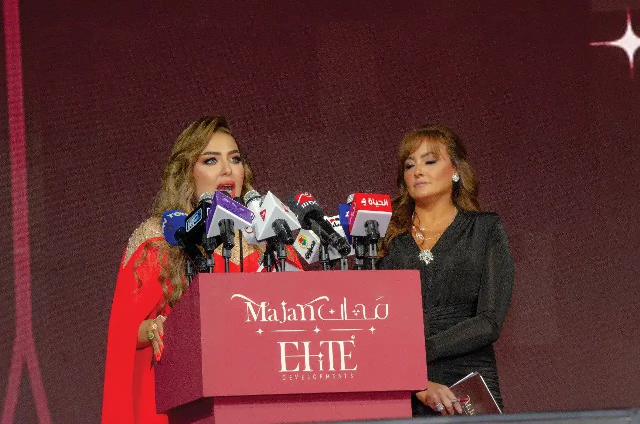 بشرى تشيد ببرنامج “الجمهورية الجديدة”الاعلاميه مني العمدة