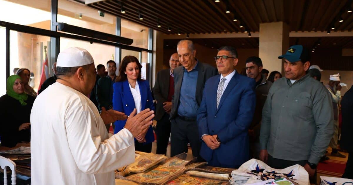 بين عبق التاريخ وروح الحرفة… معرض تراثي جديد بأهرامات الجيزة