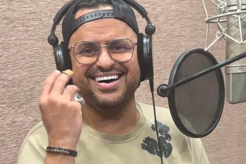 المطرب السعودي ابراهيم الحكمي يغني تتر مسلسل اولاد الراعي