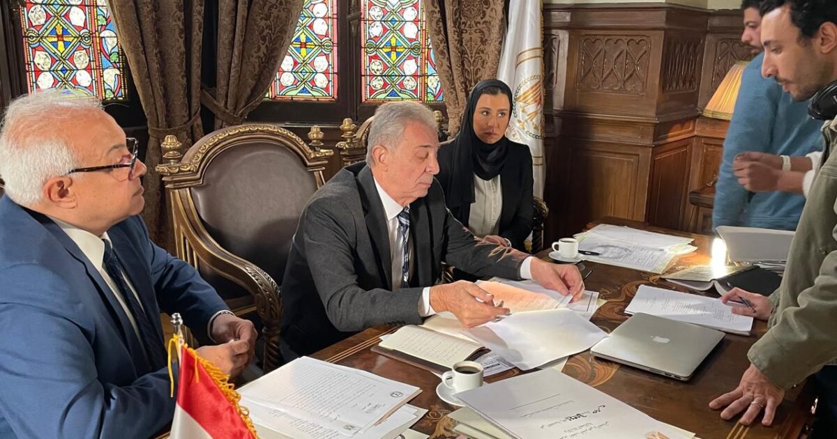 * قاضية ضمن هيئة المحكمة.. هانيا فهمي تشارك محمود حميدة جلسات قضية “مريم” في “فرصة أخيرة”