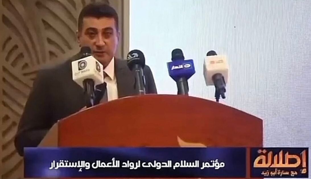 القضاء يلاحق أحمد رجب.. محاكمة جديدة بتهمة الإساءة لفيليب عجيب رئيس مركز السلام للدبلوماسية الدولية في 1 أبريل