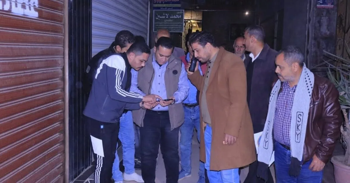 تحرير 5محاضر للمحال الغير ملتزمة بقرار الغلق بالشرقية .. و”المقدم” لا تهاون في تطبيق القانون