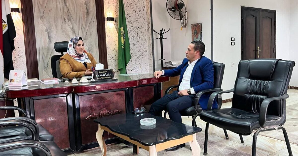 إستجابةً لمطالب الأهالي.. بدء أعمال رصف طريق “المعاهدة” بالقصاصين الجديدة بطول 3 كم