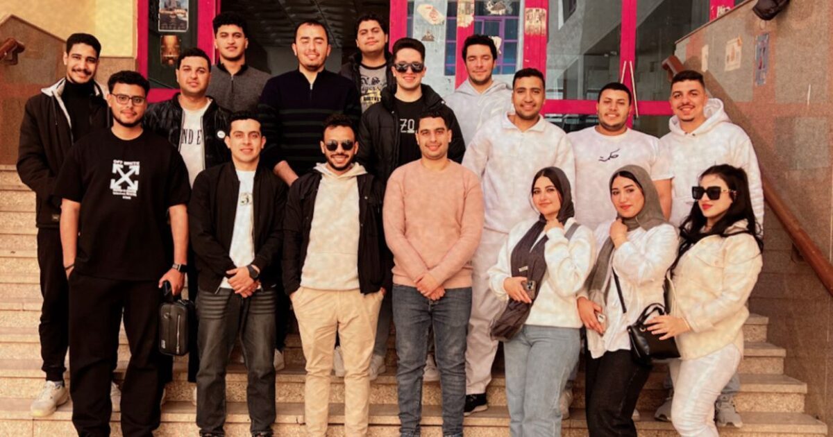 «كان وأخواتها».. مشروع تخرج بإعلام 6 أكتوبر يرصد تحولات الحياة قبل وبعد السوشيال ميديا