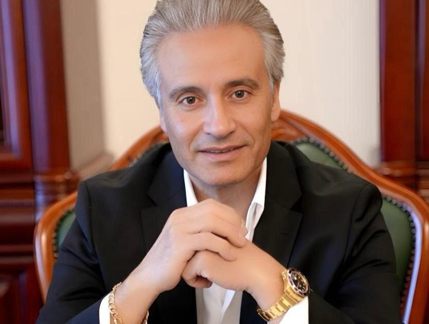 د. علي الدكروري يقدّم نموذجًا مختلفًا ويلفت الأنظار برؤية اقتصادية تجمع بين عمق التحليل والبعد الإنساني