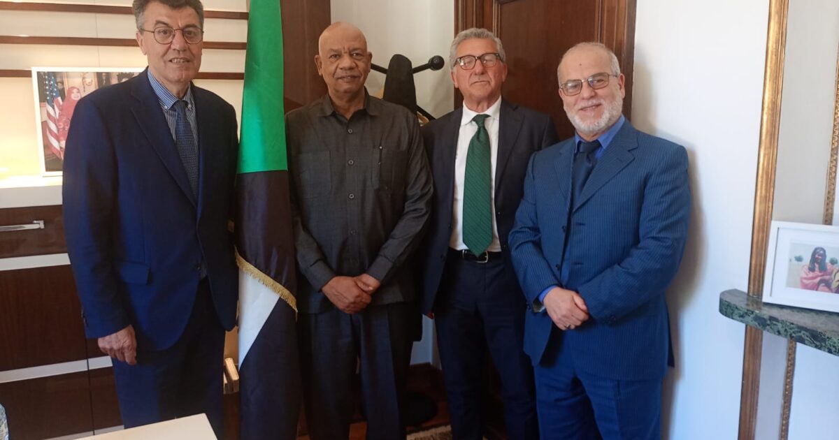 خبير الصحة العالمية نداءنا الموحد من أجل السودان، تعزيز المساعدات والتعاون الصحي الدولي.