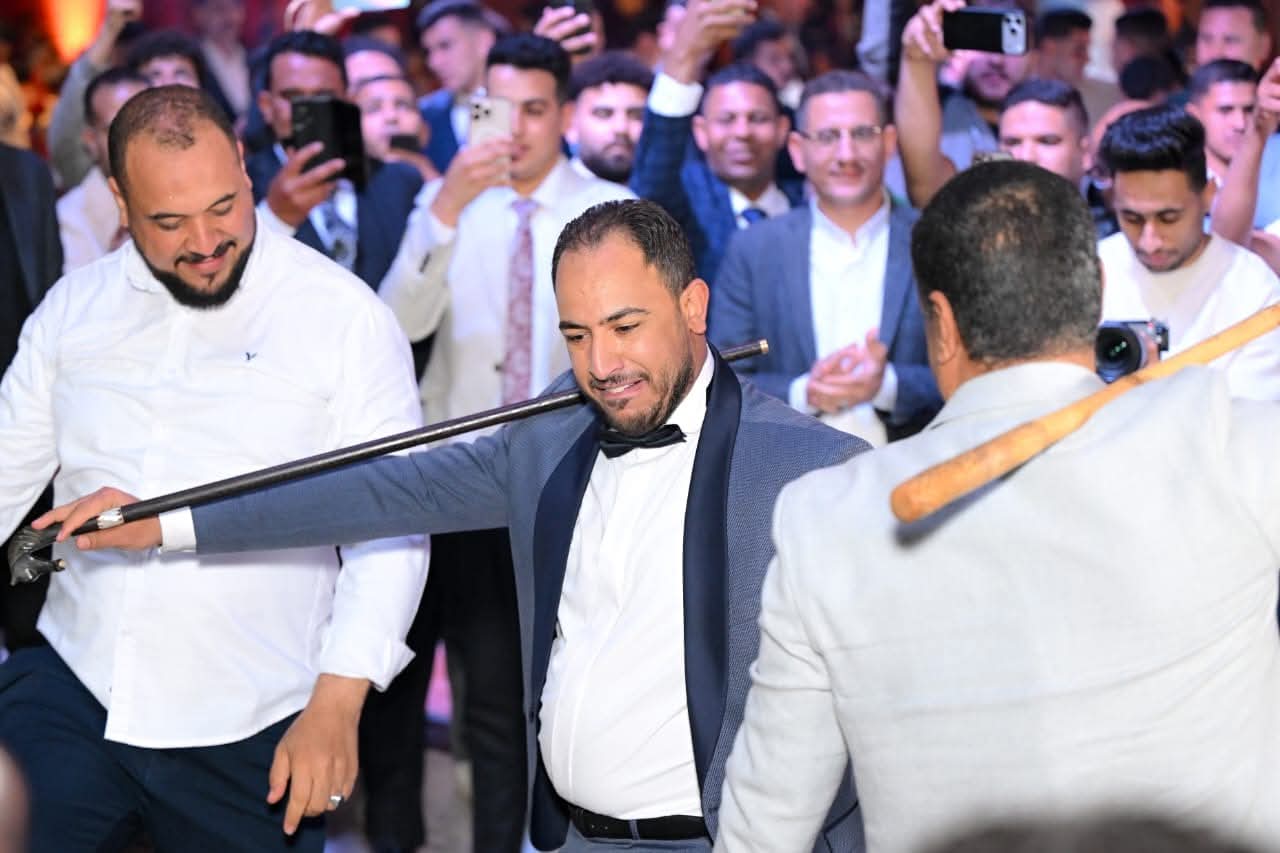 وصلة تحطيب للجخ مع صديقه الدهشوري في أضخم حفلات زفاف الصعيد بالقاهرة ..