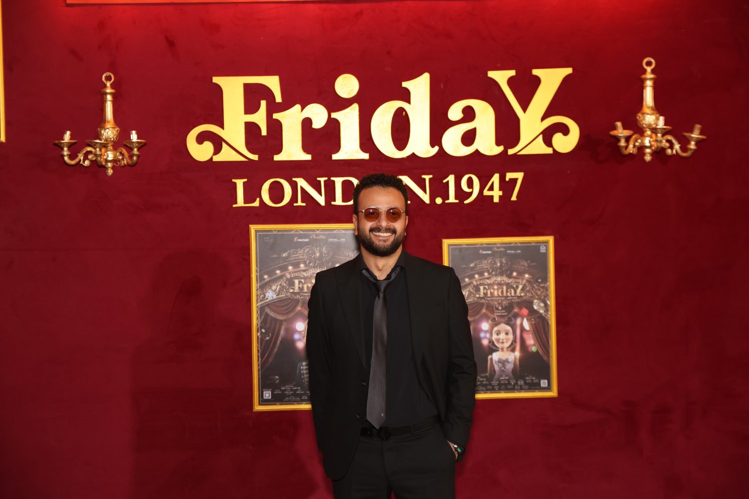 نجوم الفن يحتفلون بالعرض الأول لمسرحية «Friday» للمخرج أحمد البوهى