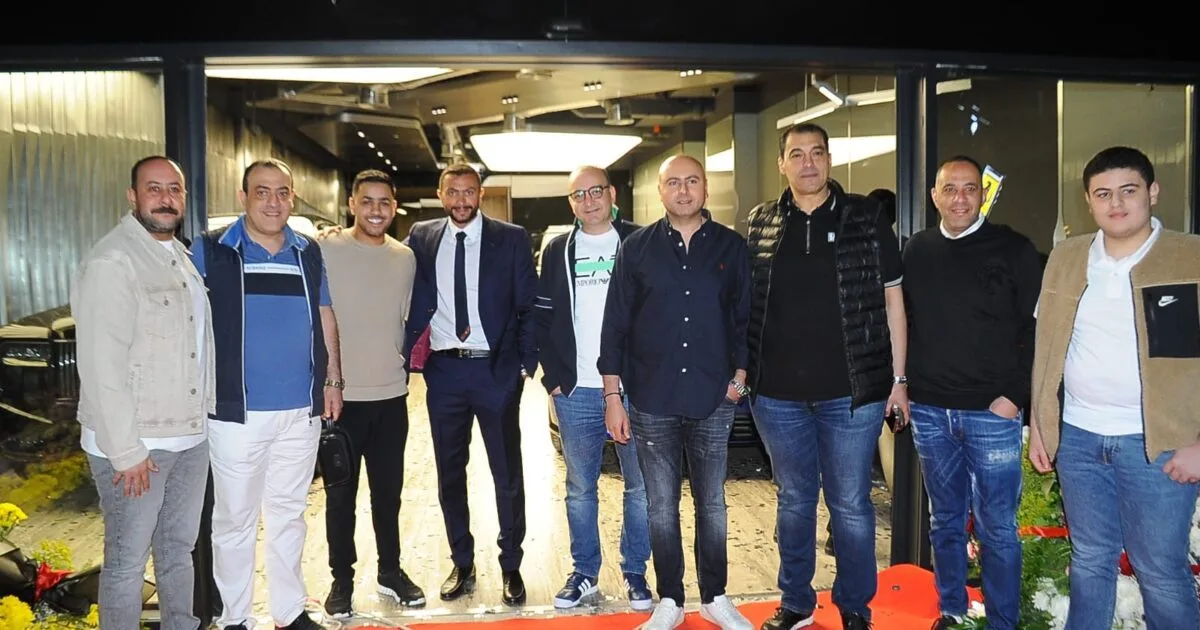 بحضور كبار رجال الأعمال والشخصيات العامة.. رجل الأعمال أحمد الحداد يفتتح معرض “VOSS” في أجواء من الفخامة والرقي