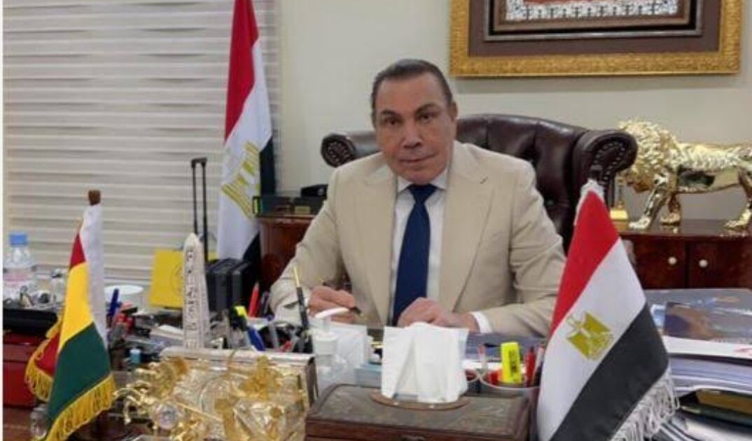 الدكتور سعيد دراز يكتب قراءة في زيارة ترامب الي الصين من المنتصر والمستفيد امريكا ام الصين