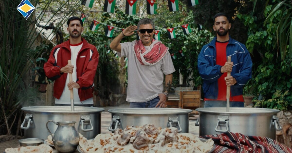 صوت الأردن عمر العبداللات يطلق “هينا جينا” دعماً للنشامى بالتعاون مع البنك الأردني الكويتي