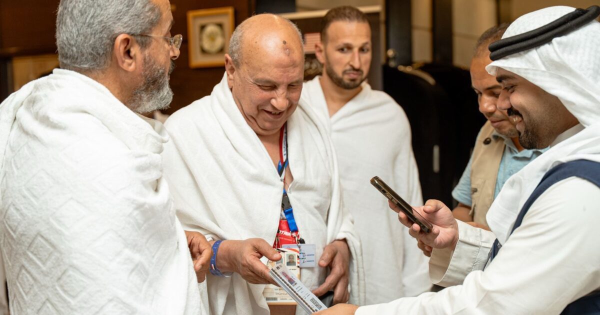 بطاقة نسك هوية الحجاج، وتسهيلات من الراجحي لضمان سرعة تسليمها للمصريين
