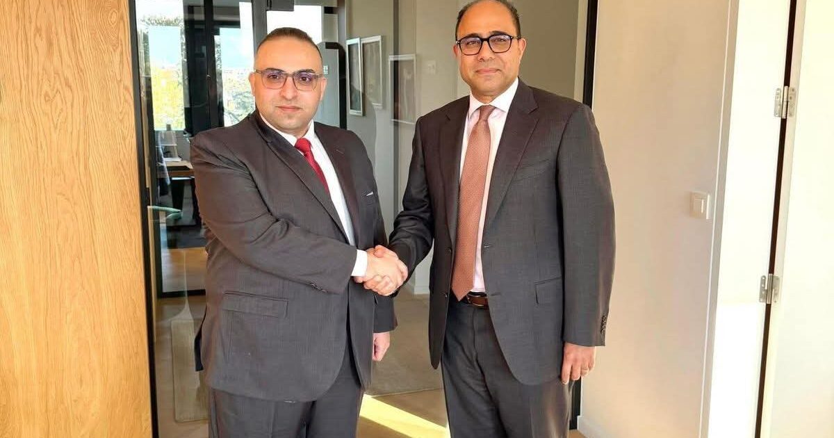رجل الأعمال أحمد ناصر الصوير يشيد بالدبلوماسية المصرية خلال لقائه السفير أحمد أبو زيد في بروكسل