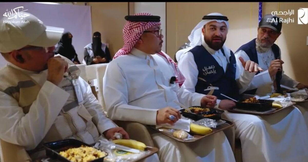 إشادة رسمية بنجاح فرضية الإعاشة داخل مخيمات حجاج السياحة بمنى وعرفات
