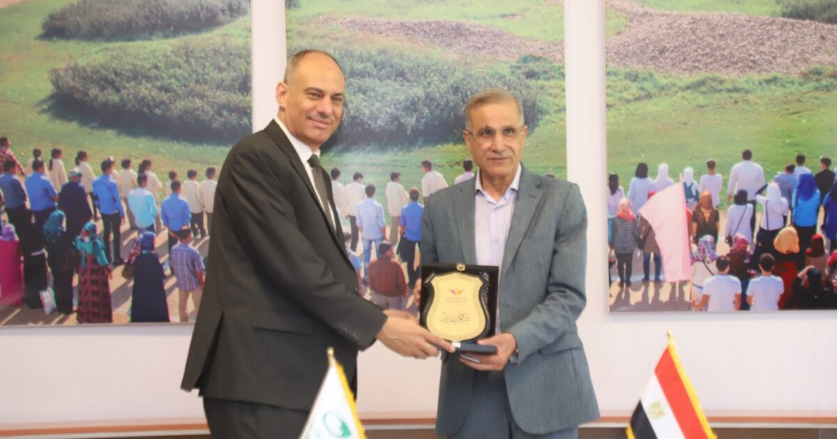 تعاون مشترك لجامعة هليوبوليس مع هيئة البريد المصرى