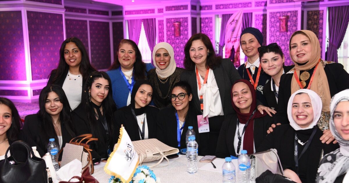مؤتمر المرأة “قيادة وريادة” يعلن “الميثاق العربي للمرأة القيادية” خلال نخبة من رائدات الوطن العربي