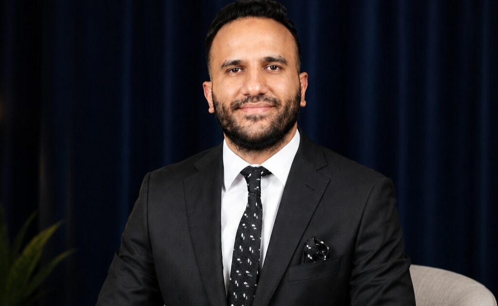 الرئيس التنفيذي لشركة المستثمرون العرب أحمد عادل: التصميم والـ Branding والمدن الذكية أصبحوا الركائز الأساسية لمستقبل العقارات في مصر