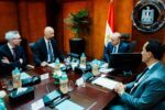 وزير الاستثمار والتجارة الخارجية يبحث مع مسؤولي شركة سكاتك النرويجية الخطط الاستثمارية للشركة في مشروعات الطاقة المتجددة وتحلية المياه ومراكز البيانات