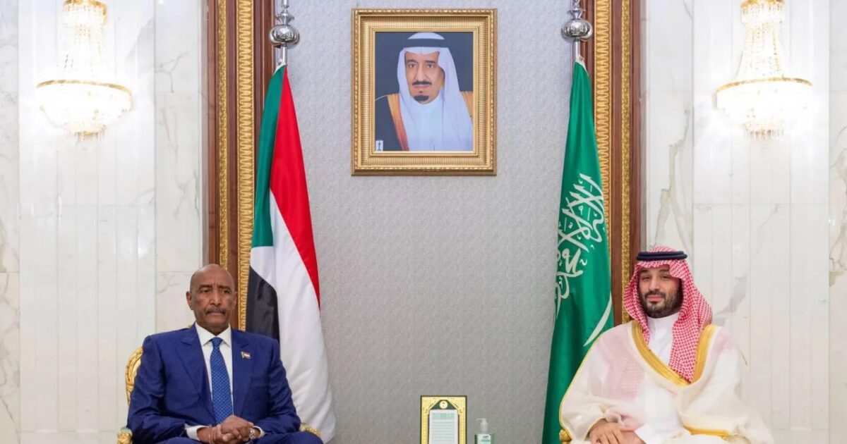 تحرك سعودي متقدم لإعادة صياغة المشهد السياسي بالسودان