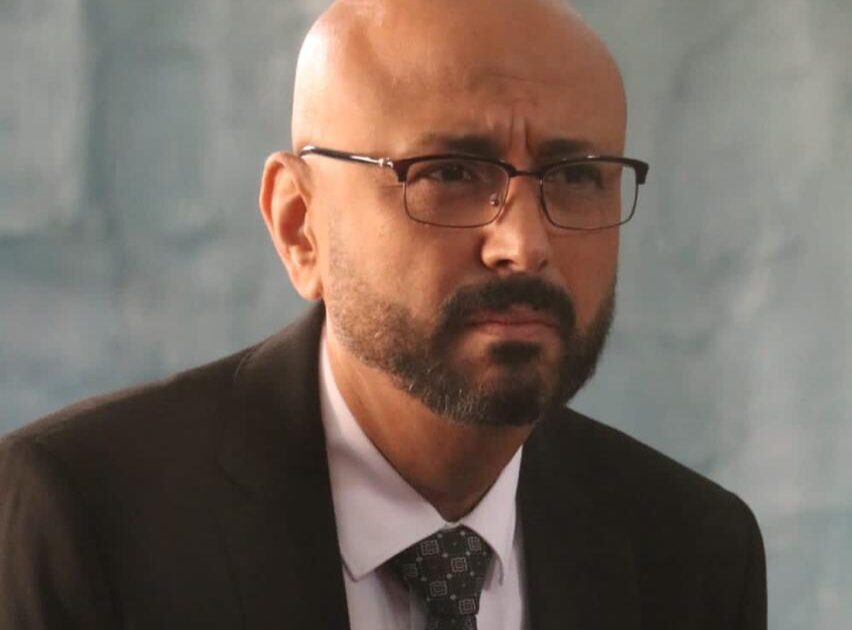 جمال يوسف يفرض حضوره في “تحت السن”.. وأداء استثنائي بشخصية ناظر المدرسة يشعل الأحداث
