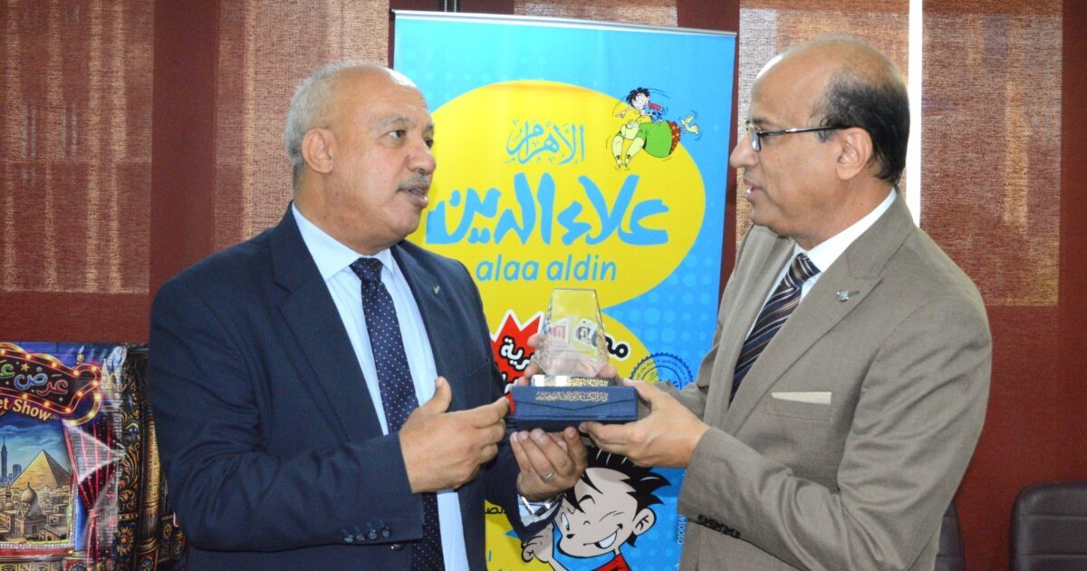 دار الكتب تكرّم الكاتب الصحفي حسين الزناتي تقديرًا لعطائه الثقافي والتنويري ودوره في تنمية وعي الأطفال