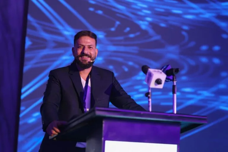 كريم مجدي: “TEKVERA” يقدم مفهومًا جديدًا للمشروعات التجارية المتخصصة في التكنولوجيا..