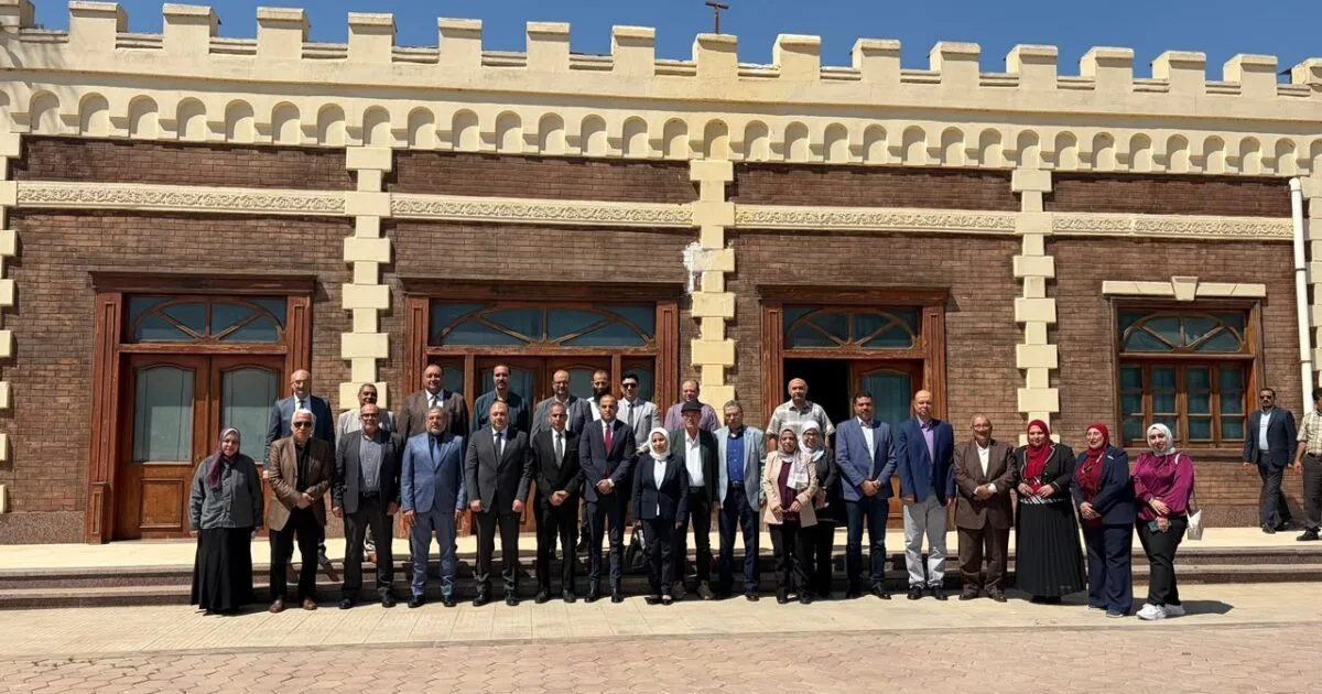 رئيس هيئة تنمية الصعيد يزور المركز القومي لبحوث المياه لبحث سبل التعاون ودعم المشروعات الزراعية