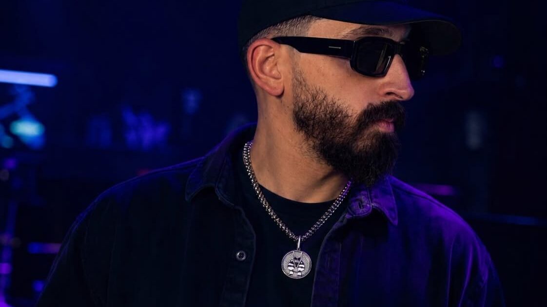 من أوكرانيا إلى دبي.. ديبي جاد يطرح أغنية “ايه ده ايه ده” بأجواء Afro-Pop صيفية