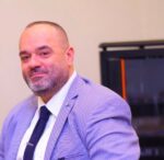 Glossa Foam.. صناعة مصرية برؤية عالمية لسد فجوة سوق العناية اليومية بالفم