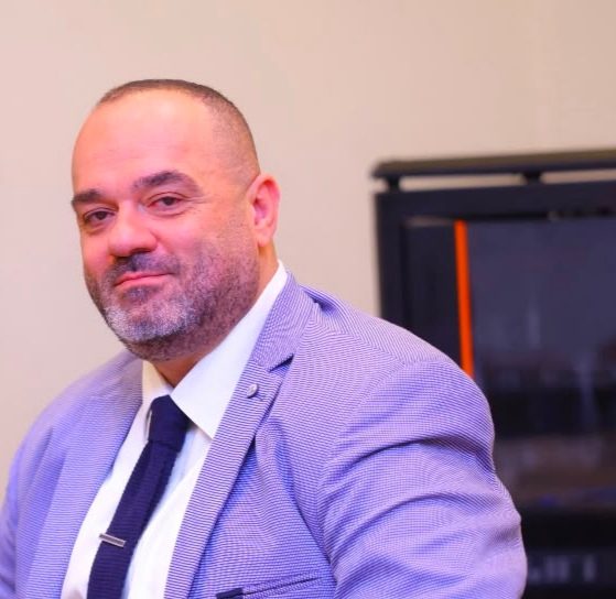 Glossa Foam.. صناعة مصرية برؤية عالمية لسد فجوة سوق العناية اليومية بالفم