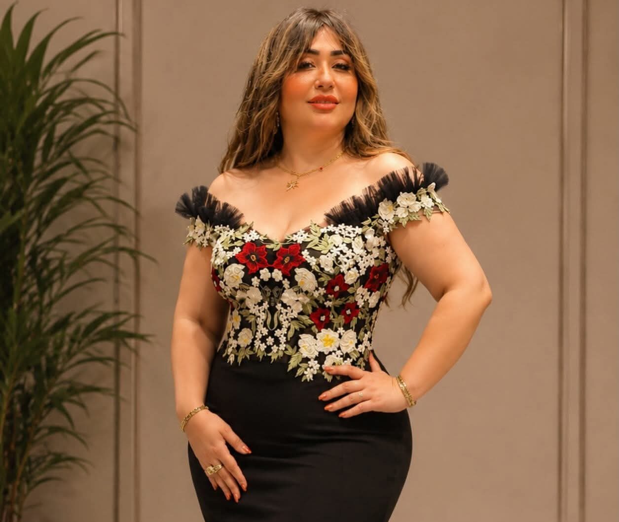 مريم الحسيني.. صوت شعبي فرض نفسه بقوة على الساحة الغنائية وخطوات واثقة نحو النجومية