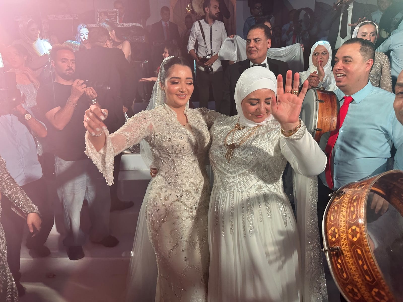 بالصور.. سمسم شهاب ومحمود الليثي ورحمة محسن نجوم حفل زفاف عبدالرحمن ابو القاسم وهاجر المنشاوي