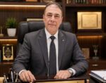 أيمن محفوظ .. قيادة تعليمية تُجسّد الحكمة في الإدارة وخدمة المواطنين بمركز أبو النمرس