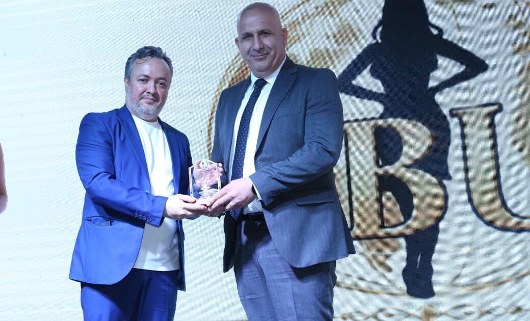 تكريم الدفاع المدني والصليب الأحمر اللبناني وفاءً لأهل التضحية… الاتحاد الدولي للجمال