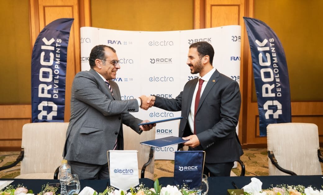 شركة «Rock Developments» توقع شراكة استراتيجية مع «Electra by Raya» لدعم حلول الطاقة النظيفة في 13 من مشروعاتها