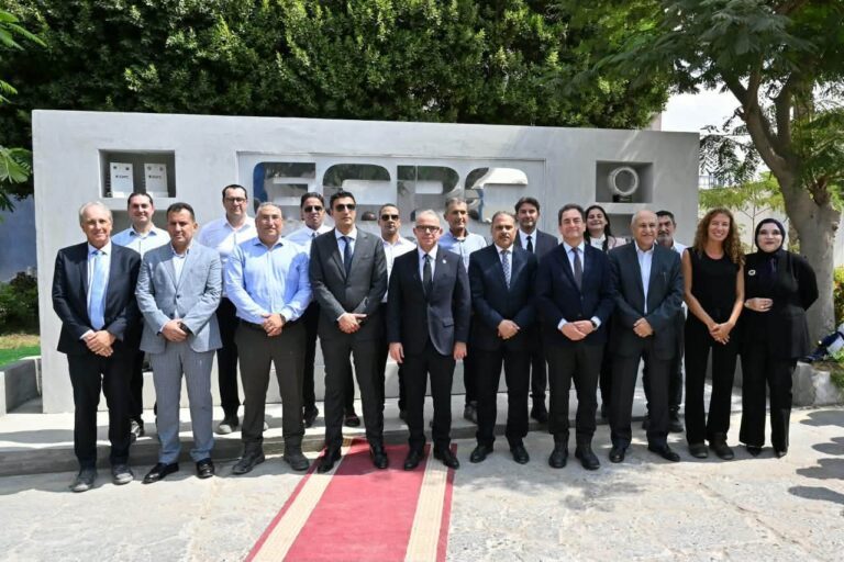 وزير الاستثمار والتجارة الخارجية يتفقد مصنع «ECPC – كونسيليس» للمنتجات الخرسانية سابقة الاجهاد بالعاشر من رمضان بحضور وزير الصناعة
