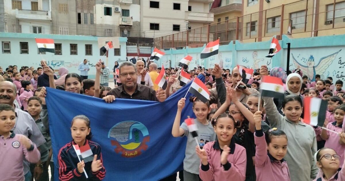 مدرسة بني الجيشي الرسمية للغات تحتفل بالعيد القومي للبحيرة وتغرس قيم الانتماء في نفوس الطلاب