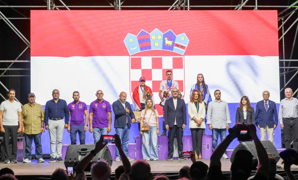 أوانا ماريا بطلة المحطة الخامسة لسلسلة سباقات قرية الإمارات العالمية للقدرة في رومانيا