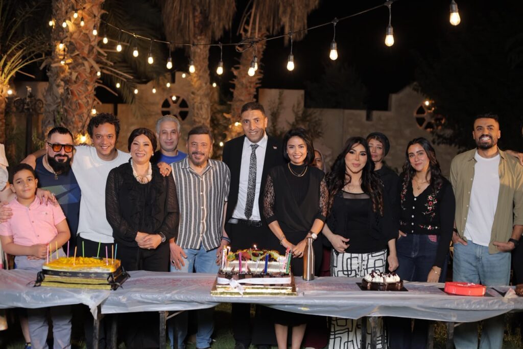 سهر الصايغ وعمرو عبد الجليل وانتصار يحتفلون بانطلاق تصوير مسلسل إعلام وراثة