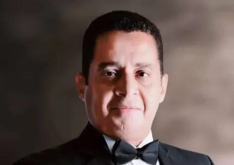 اختيار مدحت العدل لرئاسة لجنة التحكيم يضيف ثقلاً فنياً وفكرياً إلى الدورة الجديدة