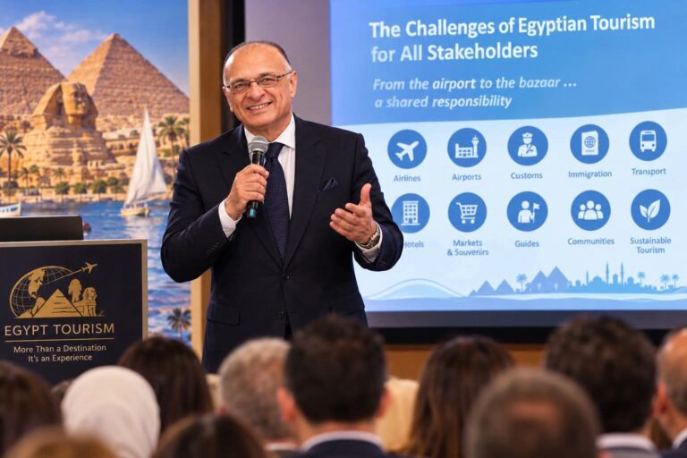 «السياحة المصرية مسؤولية الجميع: خريطة التحديات من أجل تجربة سياحية عالمية»