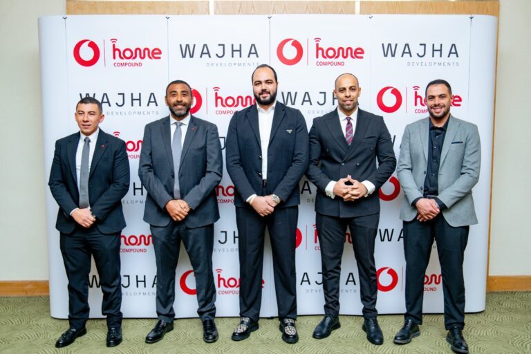 «واچهة للتطوير» تتعاقد مع «ڤودافون» في تطوير «MEE Hotel»، المشروع الفندقي المتكامل بمعايير تكنولوجية متطورة