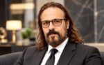 المخرج العالمي عاهد عبابنه يحصد جائزة أفضل عرض متكامل في مهرجان أرض الإيماءات بموسكو