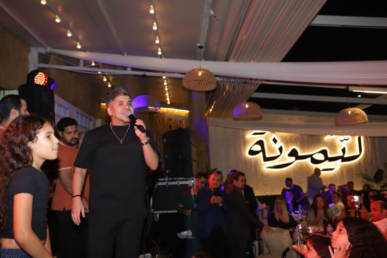 عمر كمال وحمزة الصغير يشعلان الشيخ زايد المهندس أحمد سالم يحتفل بافتتاح الفرع الرابع لكافيهات «ليمونة