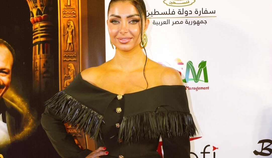 كلوديا حنا تخطف الأنظار في مهرجان بردية السينمائي.. إطلالة أنيقة وترحاب لافت بعضويتها بلجنة التحكيم