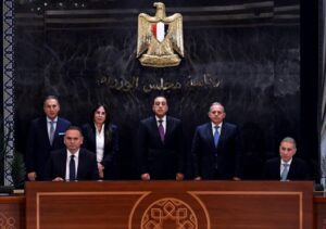 لدعم التنمية الاقتصادية والاجتماعية.. بنكي مصر والأهلي المصري يوقعان عقد مع هايد بارك للتطوير العقاري لقطعة أرض كبري بمنطقة التوسعات الشرقية بمدينة أكتوبر المملوكة للمصريه لإدارة الأصول العقارية والاس