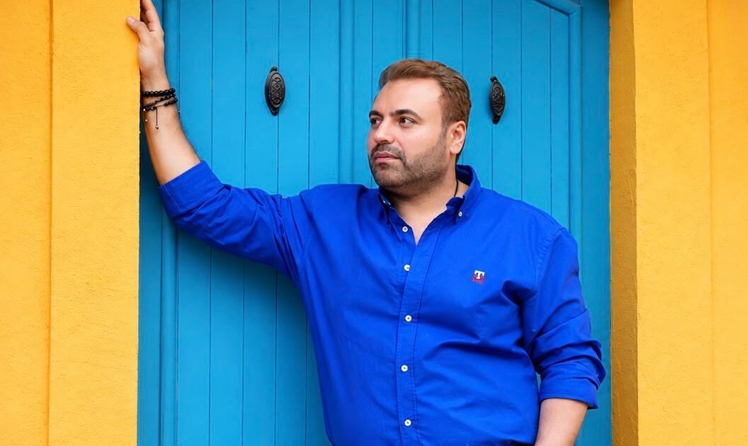 محمد أبو زيد يطرح أغنيته الجديدة “قمر ع الأرض” بإيقاعات راقصة