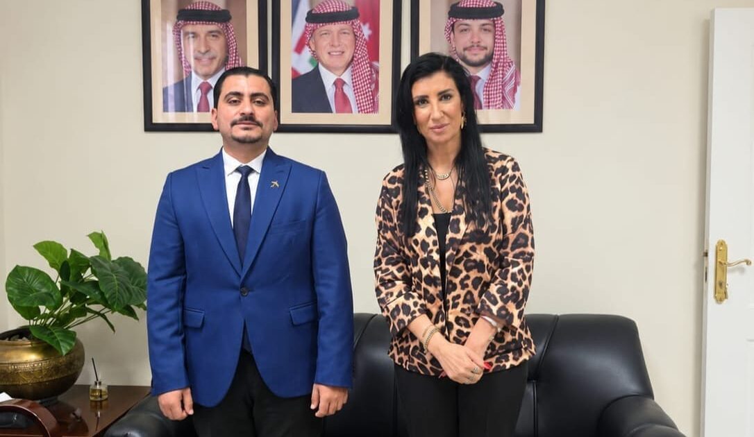 المستشارة الإقتصادية وفاء جريس و«عابر القارات» عبدالوهاب الحلوي في لقاء اقتصادي يجمع القاهرة وعمّان