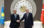 الرئيس أردوغان يستقبل نظيره الكازاخستاني توكاييف بمراسم رسمية في أنقرة